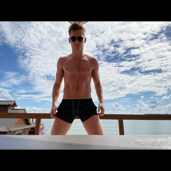 Meet your Posher, Cody - Picture 11 of 14